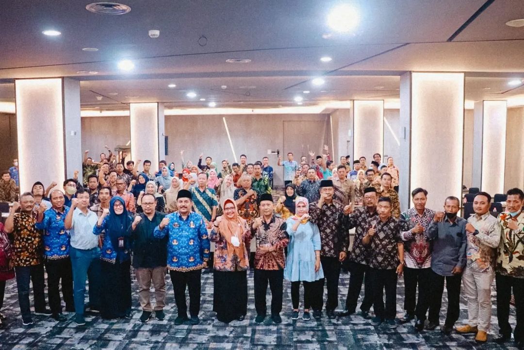 Buka Bimtek SID/Desa SIAP Se-Kecamatan Cerme, Wabup : Manfaatkan Digitalisasi Untuk Pemenuhan Pelayanan Dasar Pada Masyarakat