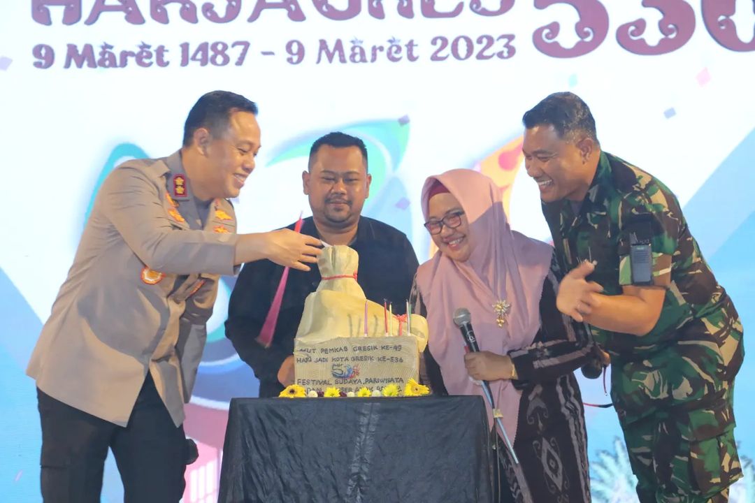 Semarak Puncak HUT Pemkab Gresik ke-49 dan Hari Jadi Kota Gresik ke-536