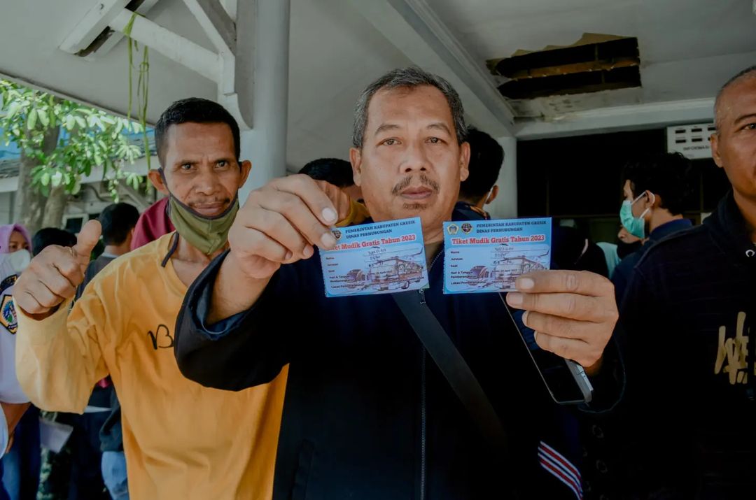 Mudik Gratis Pemkab Gresik Diapresiasi Masyarakat. Bupati Gresik : Momen Mudik Adalah Penawar Rindu Yang Mahal Harganya