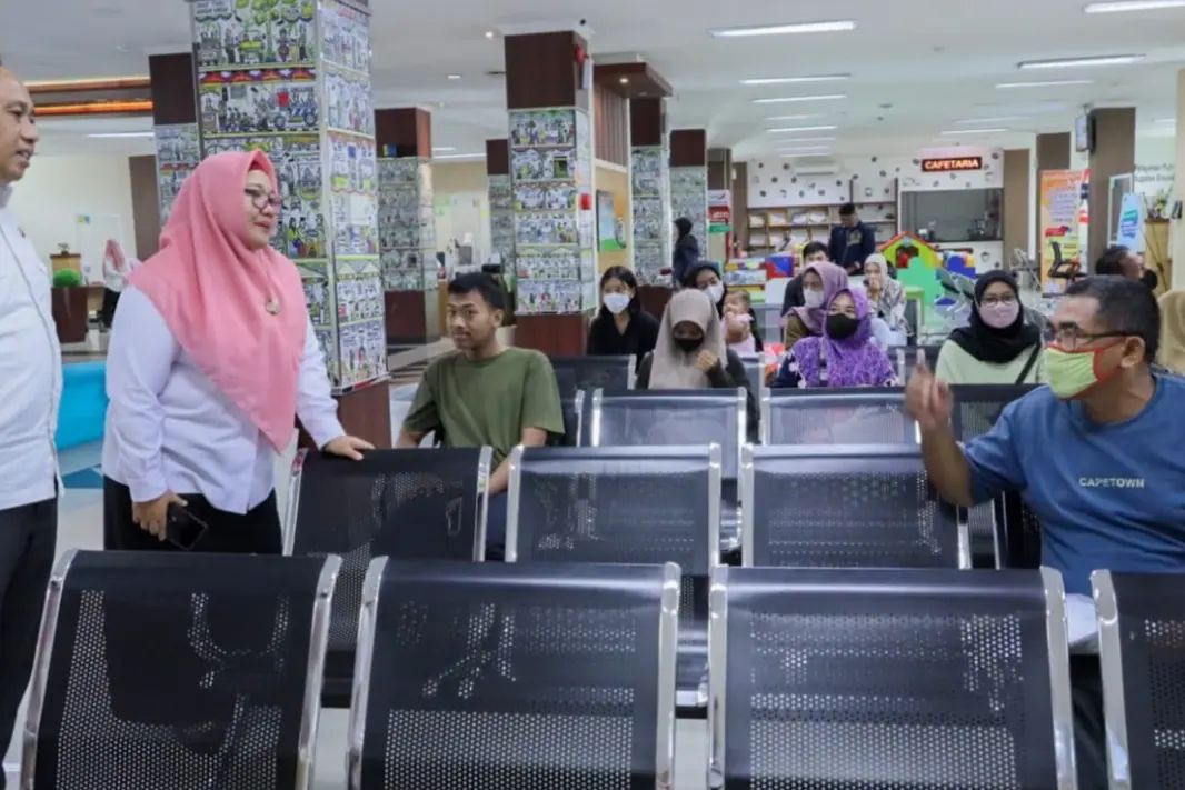 Terus Tingkatkan Pengelolaan Zakat ASN, Wabup Bu Min Bersama Baznas Gresik Datangi DPMPTSP