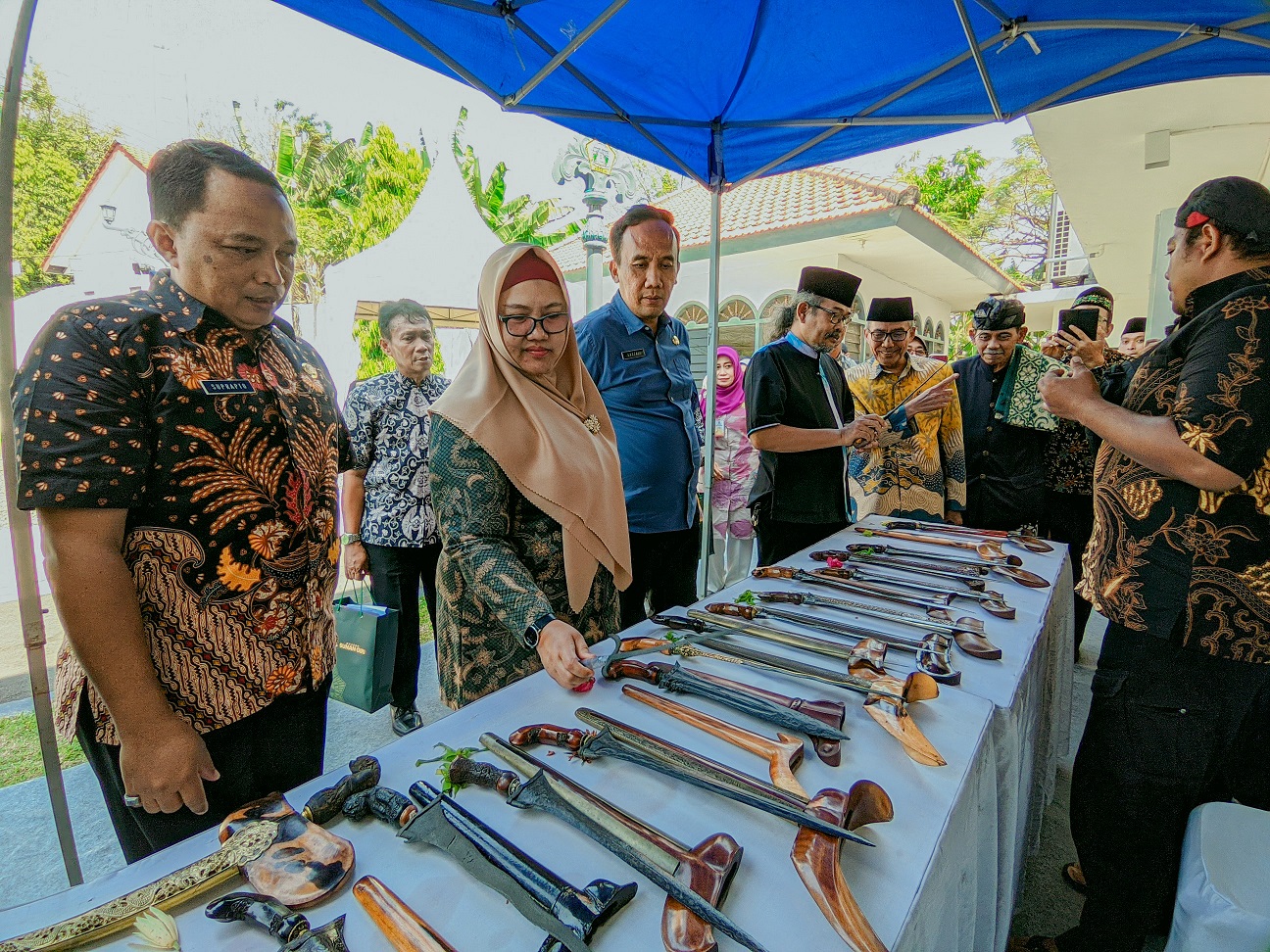 Puluhan Keris Pusaka Peninggalan Sunan Giri, KRT Poesponegoro dan Kanjeng Sepuh Dipamerkan