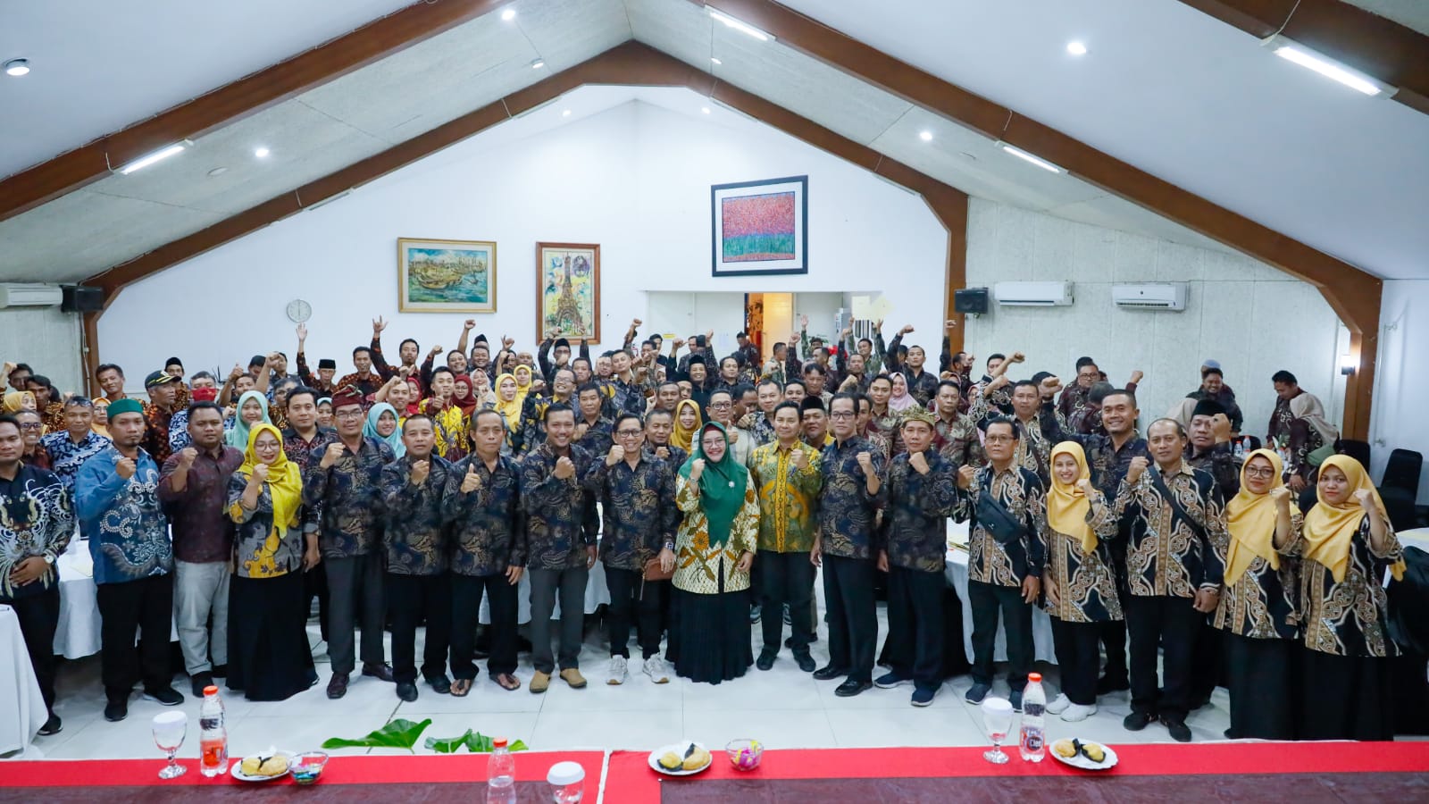 Wabup Gresik Bu Min Berharap Aparatur Desa Aktif Perbarui Data Untuk Atasi Kemiskinan dan Stunting