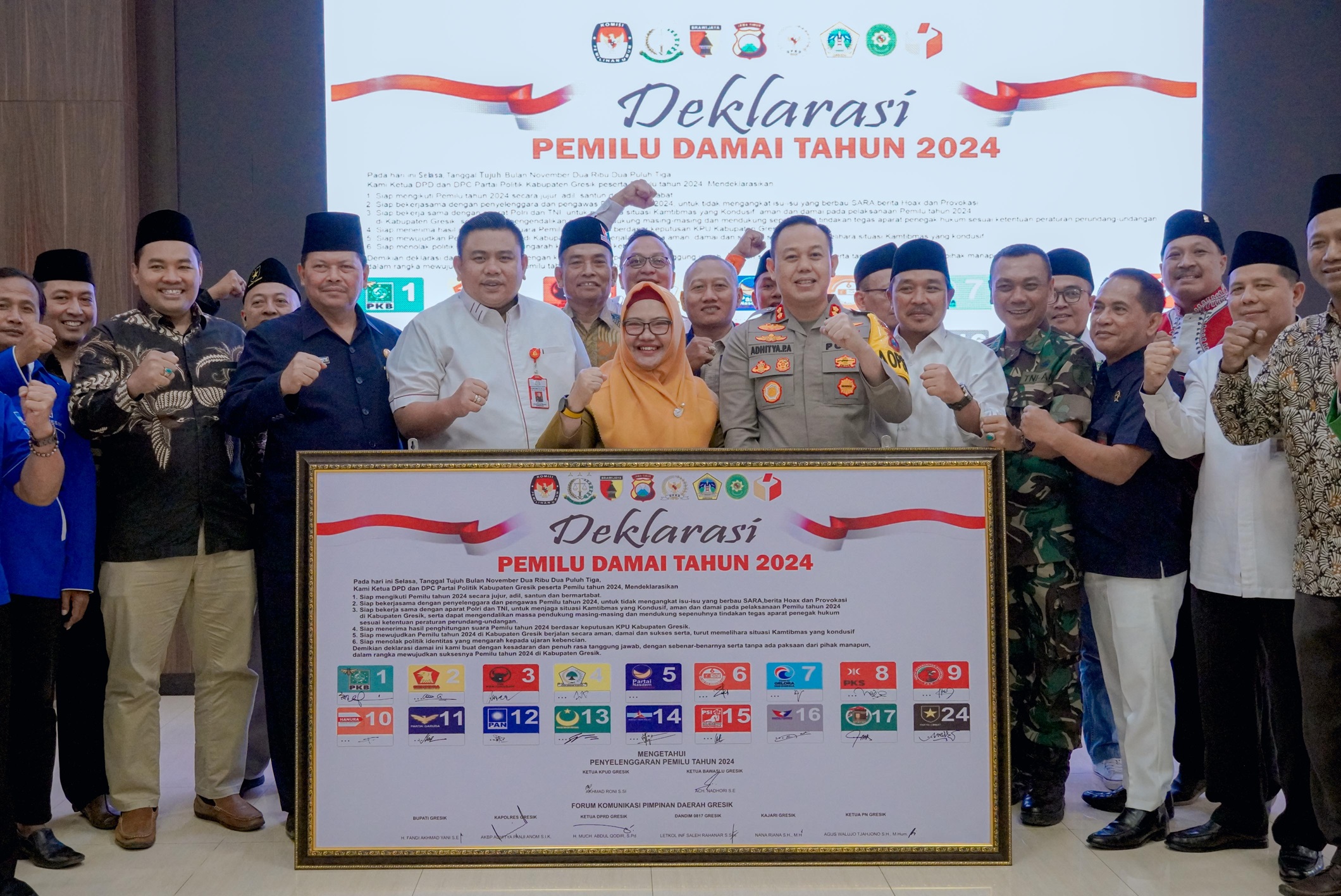 Jelang Tahun Politik, Forkopimda Gresik Bersama Partai Politik Deklarasikan Pemilu Damai 2024