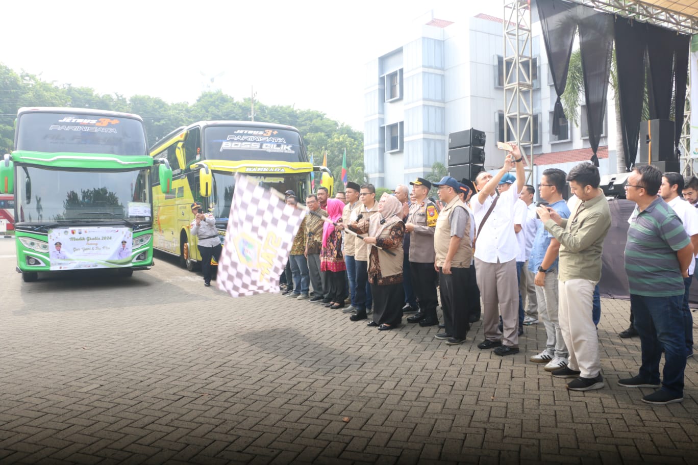 Mudik Gratis 2024, Pemkab Gresik Berangkatkan 1.030 Peserta ke Kampung Halaman