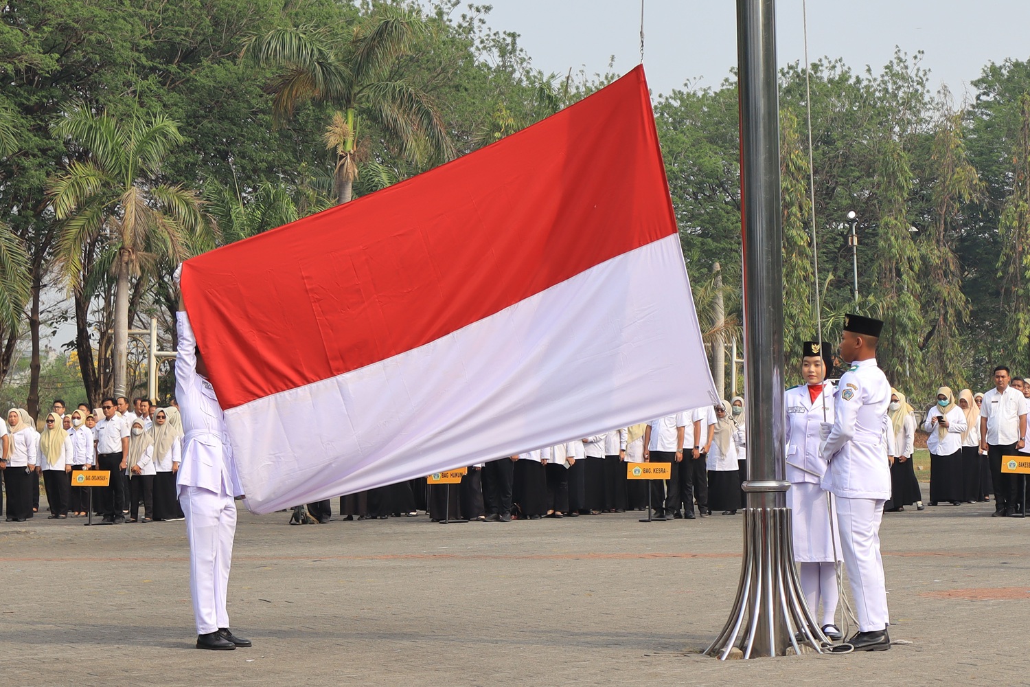 Pemkab Gresik Peringati Hari Sumpah Pemuda ke-98: Kobarkan Semangat Pemuda Patriotik, Gigih, dan Berempati